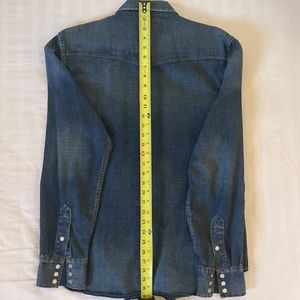MEN’S Denim, long-sleeve Shirt w/ 2 chest pockets